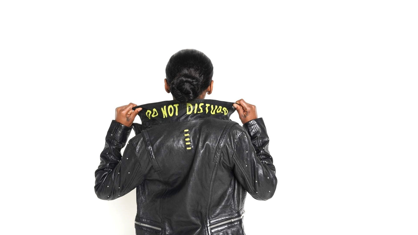 No molestar chaqueta de cuero vegano